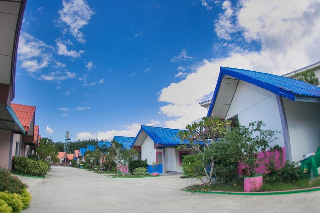 Pumarin Resort Hat Yai Exterior photo